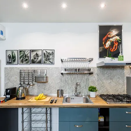Apartament Loreto - Cozy Apartment, Metro 1